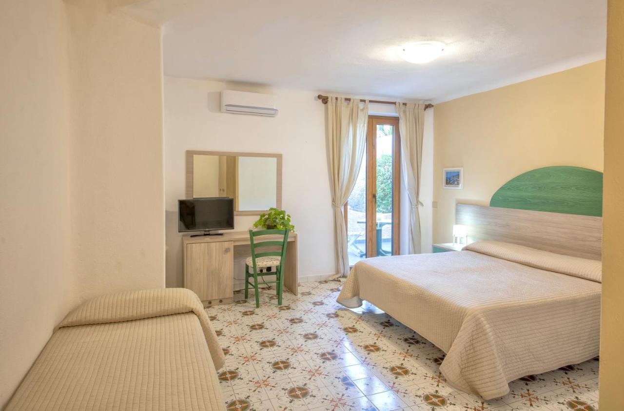 Hotel Zaro Lacco Ameno  Exteriör bild